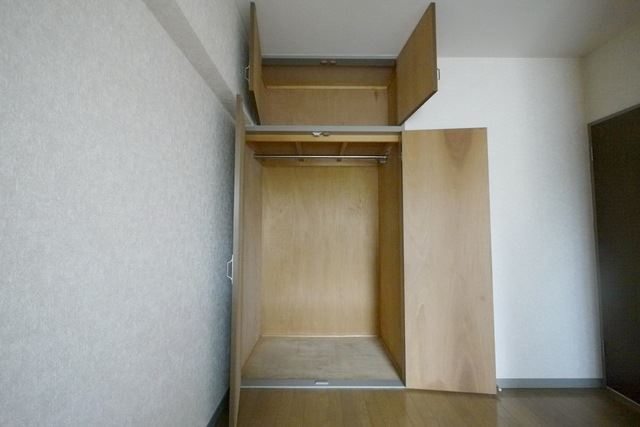 Receipt. Storage is also plenty of.