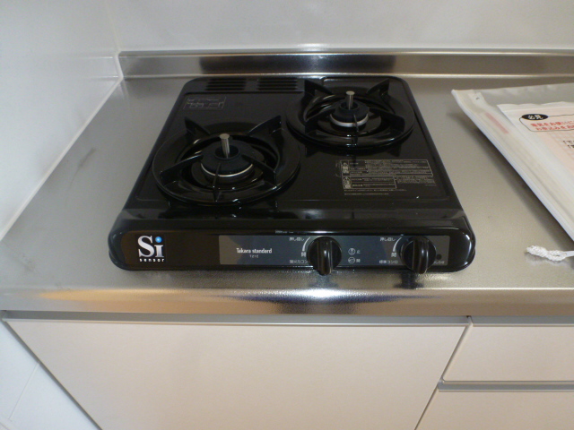 Kitchen. 2 lot gas stoves