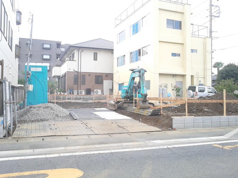 Local appearance photo. Local (10 May 2013) Shooting