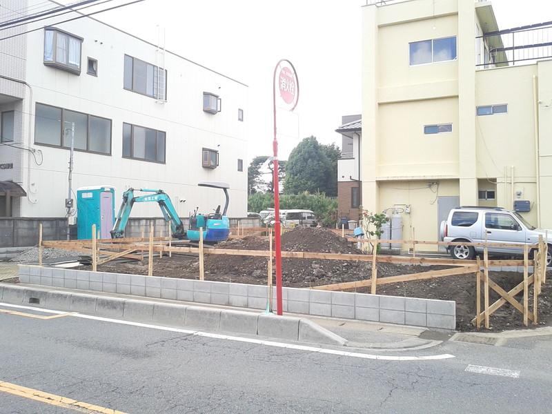 Local appearance photo. Local (10 May 2013) Shooting