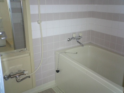 Bath. Reheating function with the bath