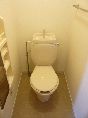 Toilet. Other Room No. reference photograph