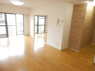 Living and room. Facing south in a bright living room!