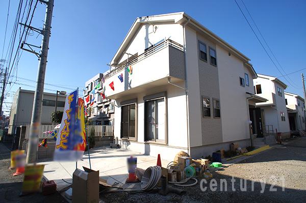 Local appearance photo. Local (11 May 2013) Shooting 1 Building