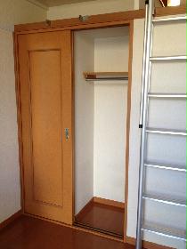 Receipt. Closet with shelves