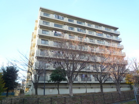Building appearance. Apartment tower in a quiet residential area
