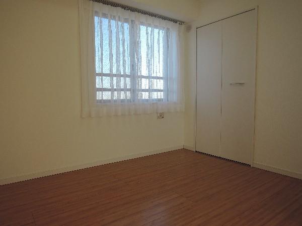 Non-living room