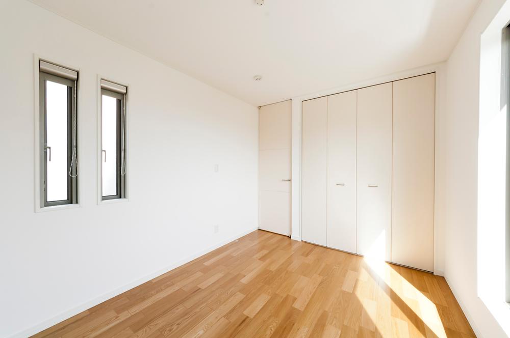 Non-living room. With storage space in each room! (Building 2)