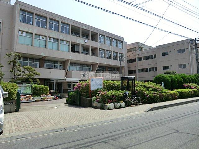 kindergarten ・ Nursery. Kamico until elementary school 1200m