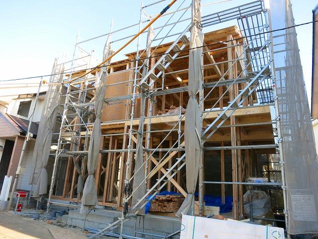 Local appearance photo. Local (12 May 2013) Shooting