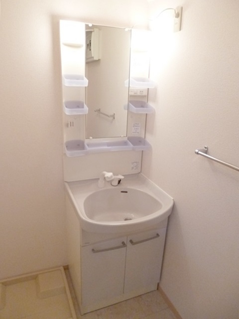 Washroom. Open have relaxed also dressing room