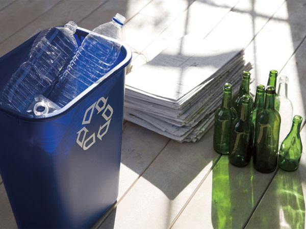 Shared facilities.  [On each floor the "garbage yard" put out 24 hours] The "garbage yard" put out 24 hours a day were installed on each floor. Despite the time since there is no movement of the floor, Since the need not retained in the dwelling unit, Comfortable. Garbage staff will be recovered. (Image photo)