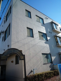 Building appearance. Reinforced concrete apartment.