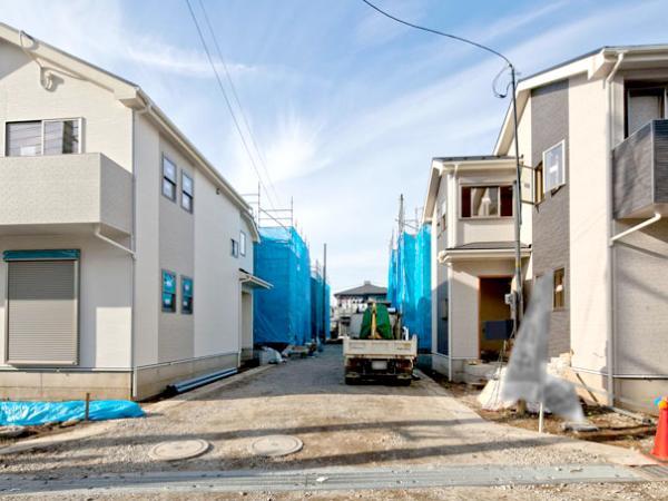 Local photos, including front road