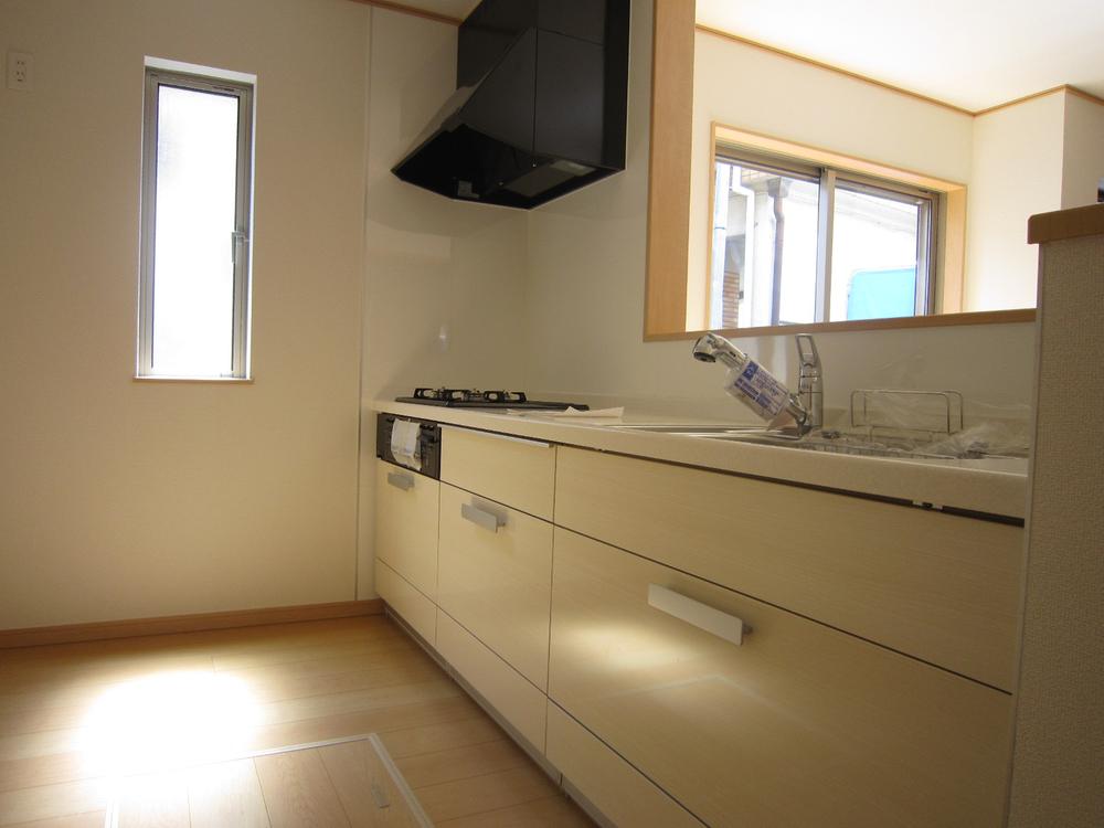 Kitchen. Local (September 2013) Shooting