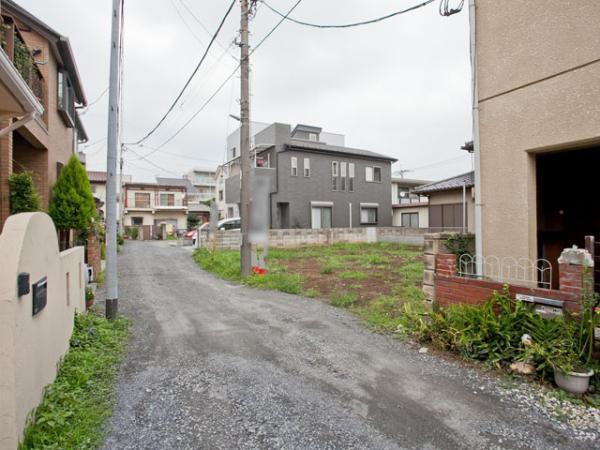 Local photos, including front road. 2013 / 08 / 01 shooting 