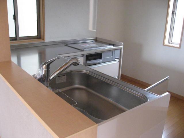 Kitchen. L-type is a system Kitchen. 