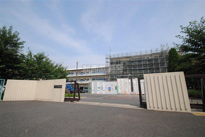 Junior high school. 370m to Omiya Higashi Junior High School