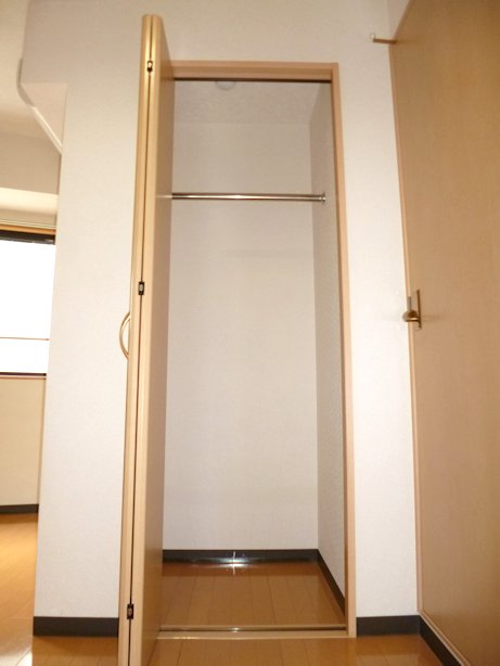 Receipt. Closet that can store plenty