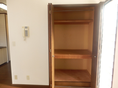 Receipt. Storage space plenty