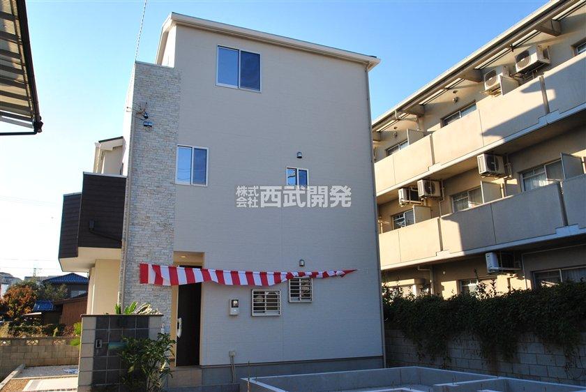 Local appearance photo. A Building Finished already