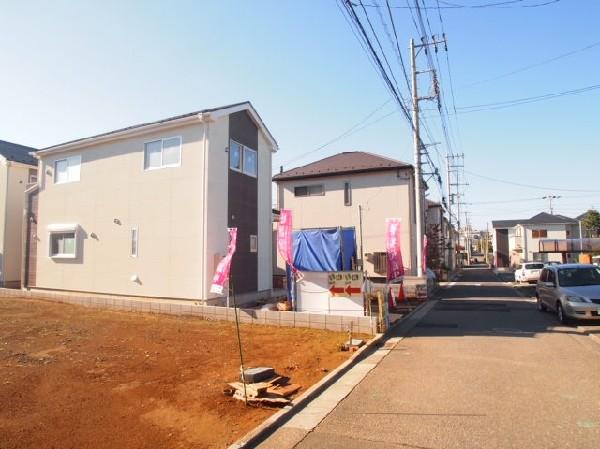 Local photos, including front road