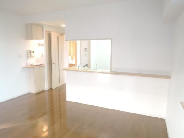 Living. Mansion interior introspection Pictures - living entrance