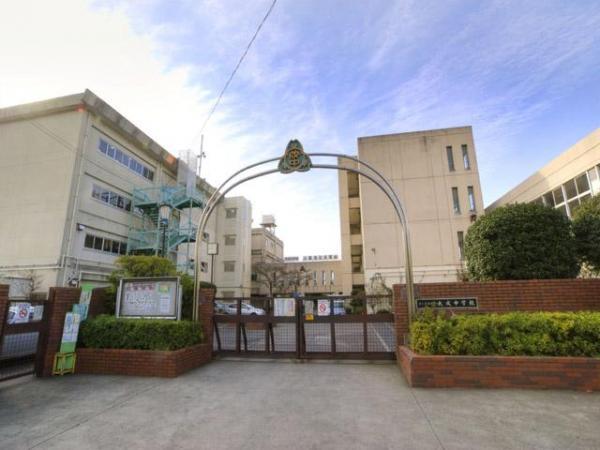 Junior high school. 600m Taisei junior high school until junior high school