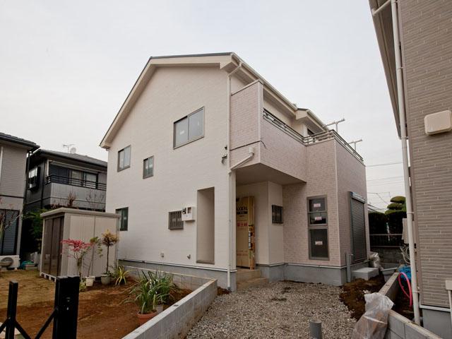 Local appearance photo. 5 Building _3290 ten thousand! Spacious design 4SLDK (5LDK) corresponding property! Closet can also be used as a 5.25 Pledge!