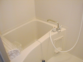 Bath. bus ・ It is another toilet