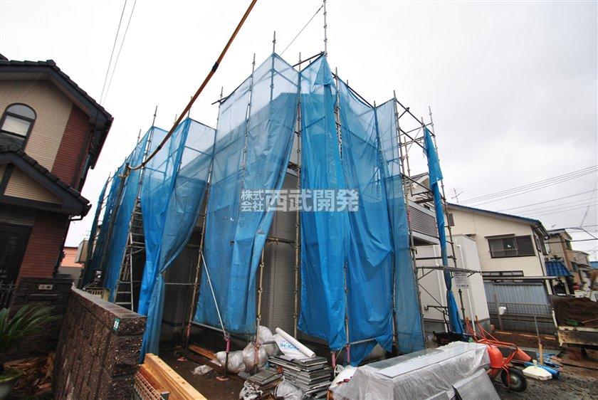 Local appearance photo. Local (12 May 2013) Shooting