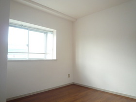 Living and room. 6 Pledge of Western-style