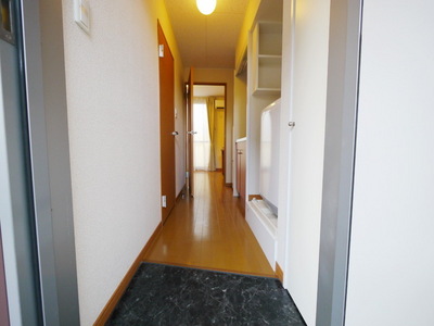 Entrance. Entrance hall