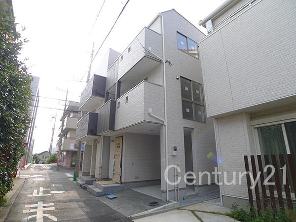 Local photos, including front road. Local (September 2013) Shooting