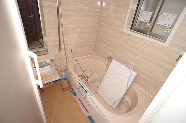 Bathroom. Indoor (10 May 2013) Shooting B Building