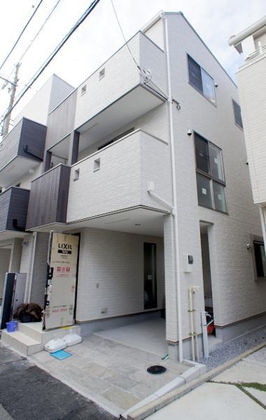 Local appearance photo