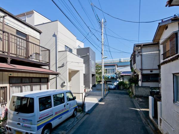 Local photos, including front road. 2013 / 11 / 14 shooting 