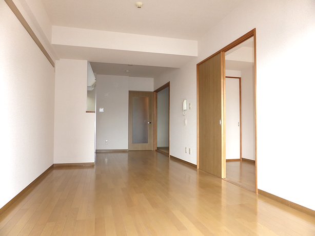 Living and room. Bright and airy 11.5 Pledge living south-facing balcony