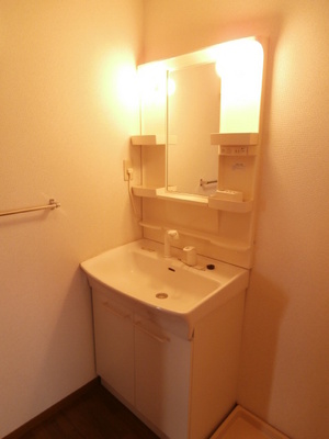 Washroom.  ☆ Bathroom Vanity ☆ 