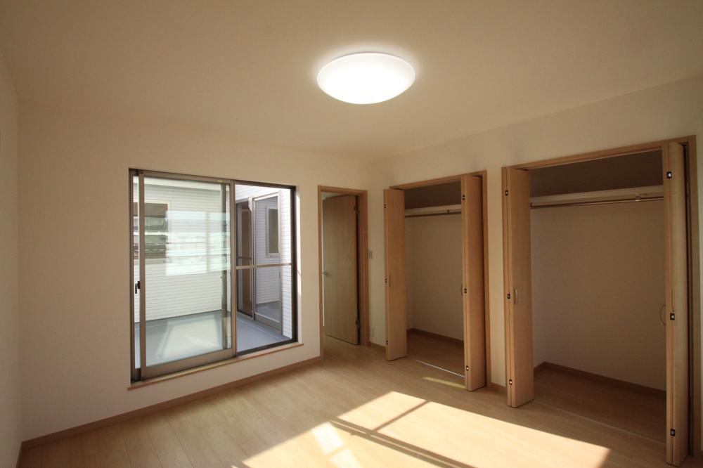 Non-living room. Storage space plenty!