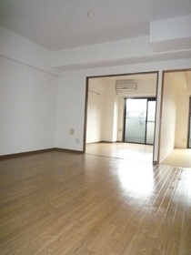 Kitchen. 11 Pledge of is living.