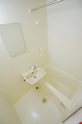 Bath. Bathroom with a bathroom dryer