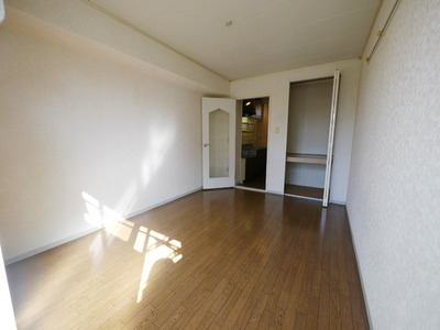 Other room space. ※ It is the same type image in the building.