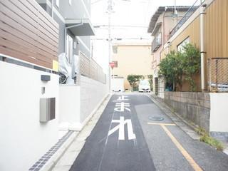 Local photos, including front road. Local (11 May 2013) Shooting