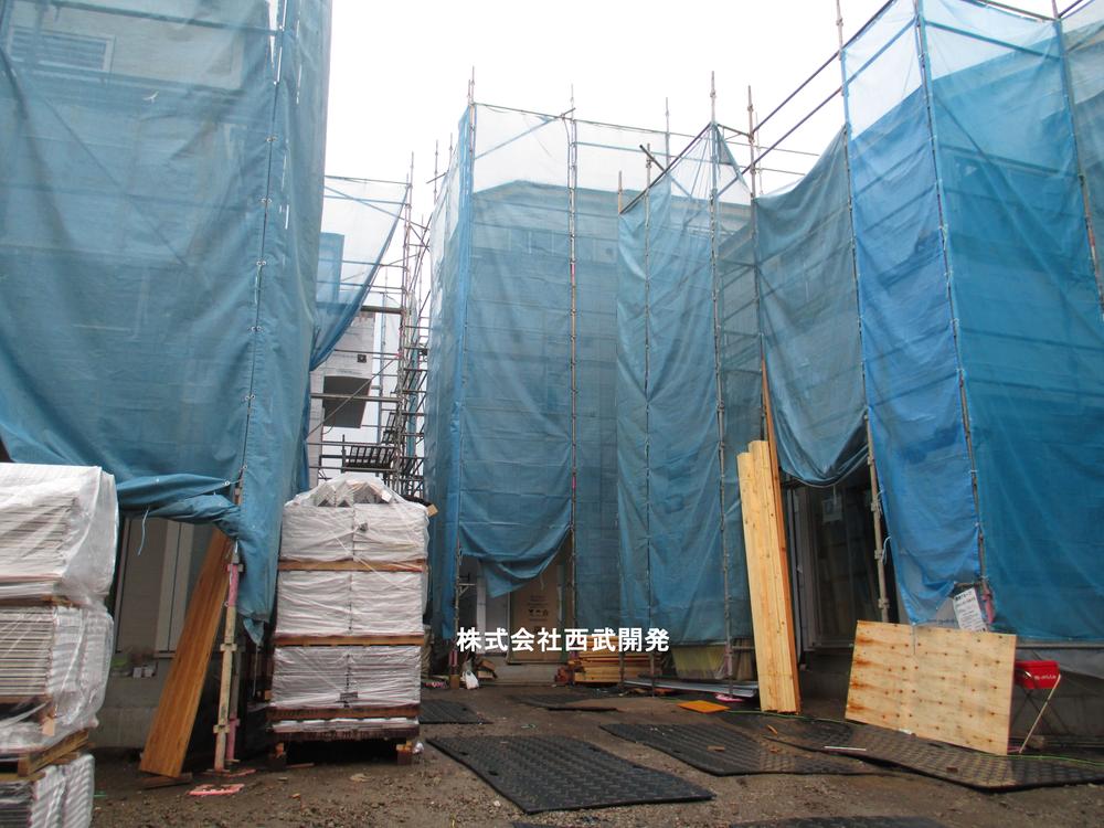 Local appearance photo. Local (12 May 2013) Shooting [rain]