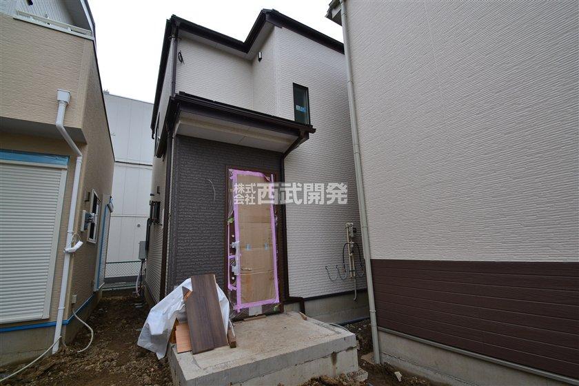 Local appearance photo. 7 Building site (November 2013) Shooting