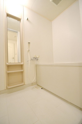 Bath. ※ Same type of image is a photo.