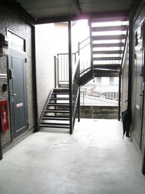 Entrance. Not wet in the rain ☆