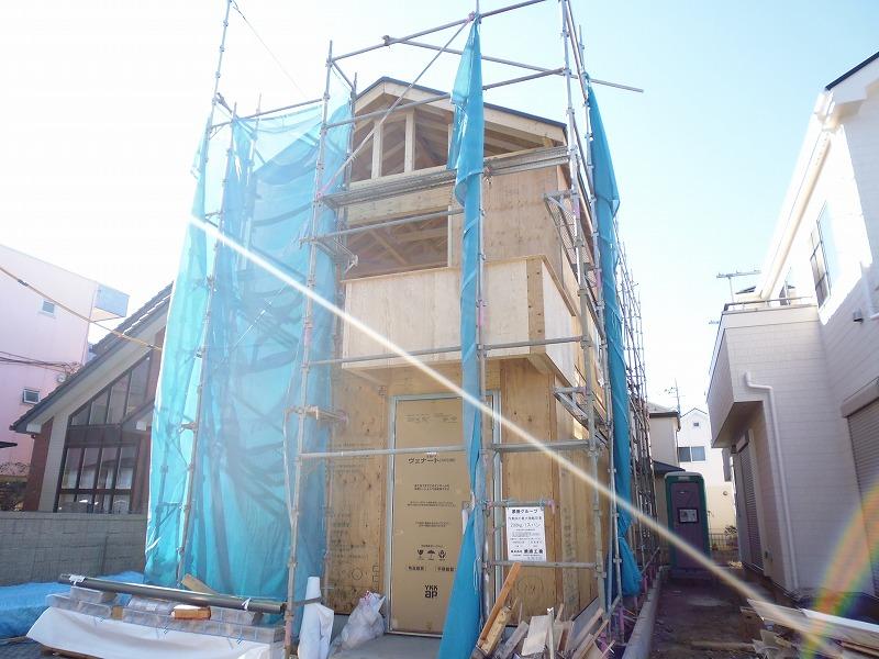 Local appearance photo. Local (12 May 2013) Shooting