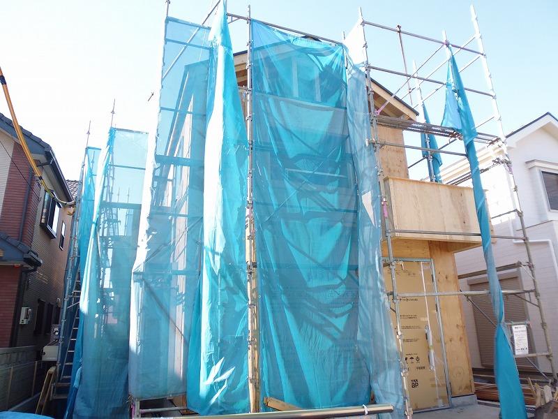 Local appearance photo. Local (12 May 2013) Shooting